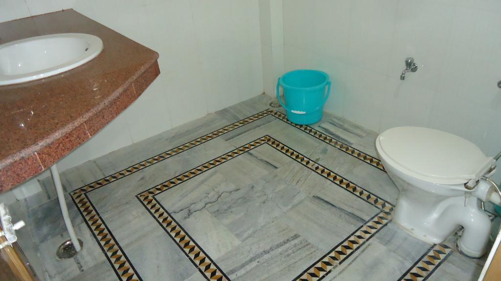 Krishna Paying Guest House Varanasi Exterior foto